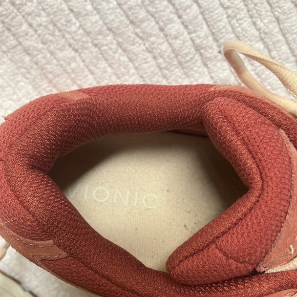 Vionic sneakers - Picture 5 of 8